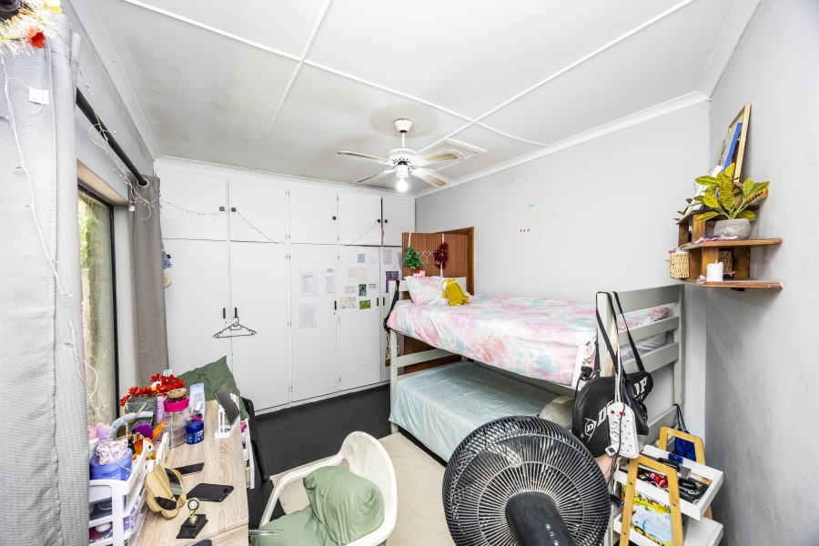 4 Bedroom Property for Sale in Nahoon Valley Park Eastern Cape